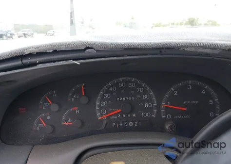 1997 Ford F-150 Lariat/Xl/Xlt z USA, uszkodzony, nr VIN 1FTDF08W6VKD44145